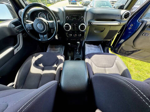 2013 Jeep Wrangler Sahara