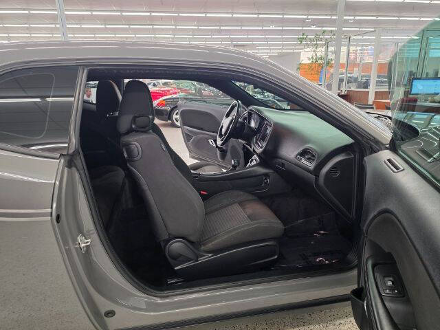 2018 Dodge Challenger SXT