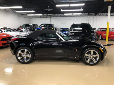 2007 Pontiac Solstice for sale at Fox Valley Motorworks in Lake In The Hills IL