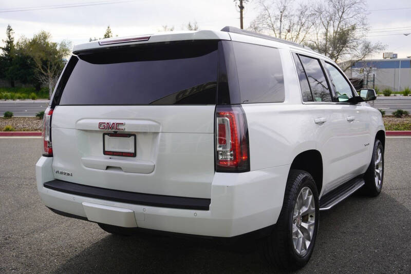 2017 GMC Yukon SLT
