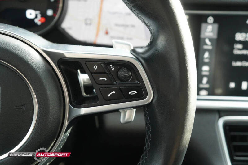 2017 Porsche Panamera 4S