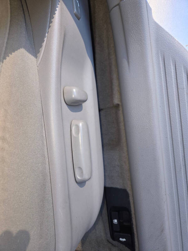 2010 Toyota Camry LE