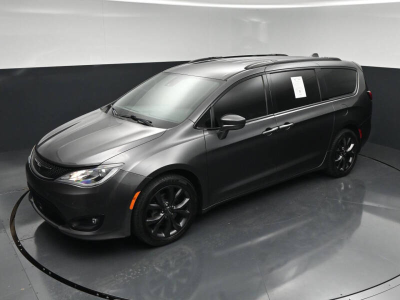 2019 Chrysler Pacifica Touring L Plus