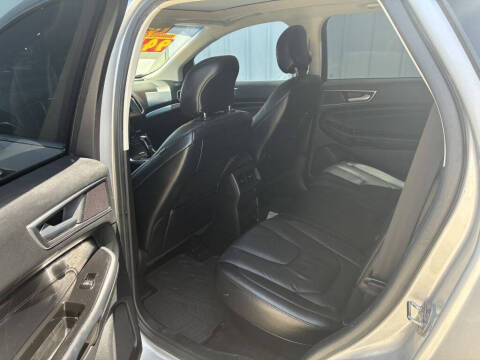 2016 Ford Edge Titanium