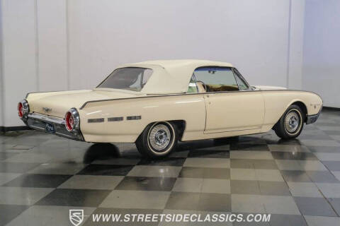 1962 Ford Thunderbird