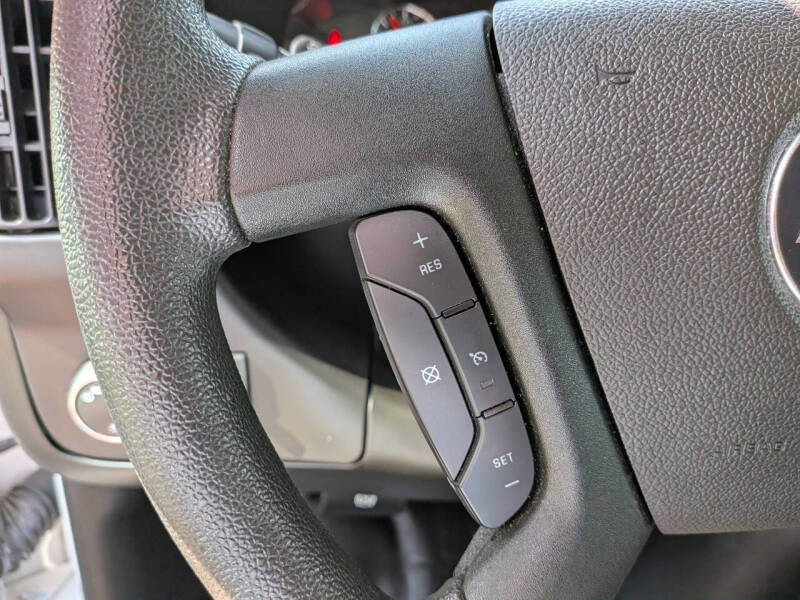 2023 Chevrolet Express 2500