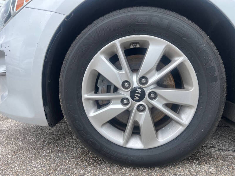 2017 Kia Optima LX