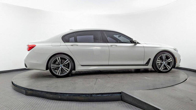 2017 BMW 7 Series 750i