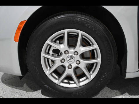 2024 Chrysler Voyager LX