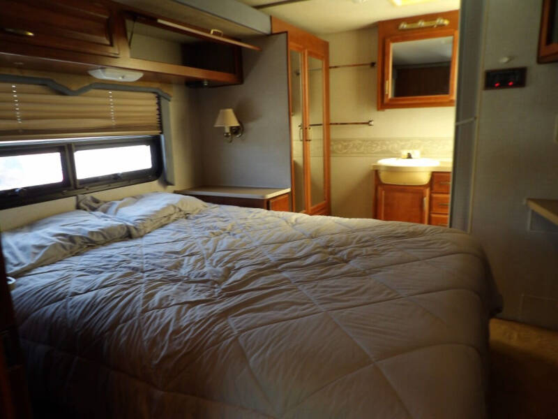 2004 Fleetwood RV 35e