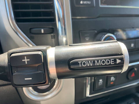 2019 Nissan Titan SV