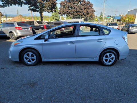 2013 Toyota Prius Three