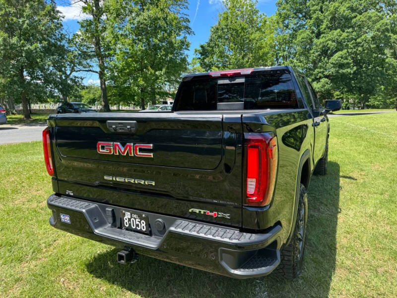 Image 8 of 2024 GMC Sierra 1500 AT4X