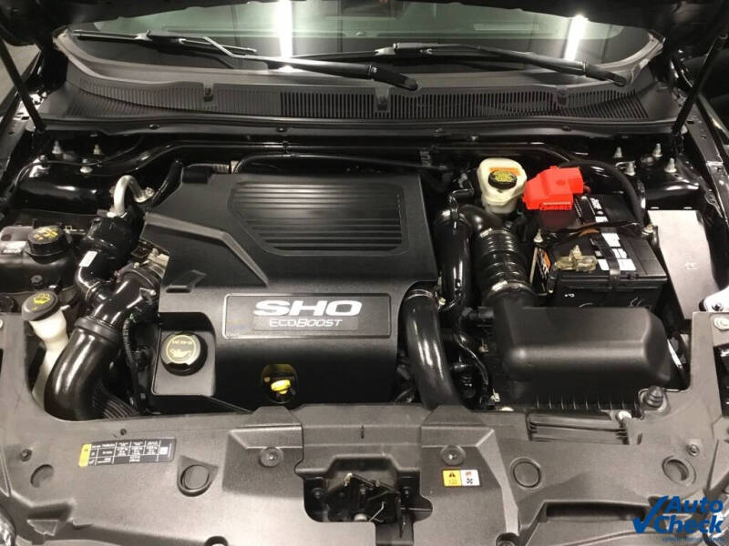 2017 Ford Taurus SHO