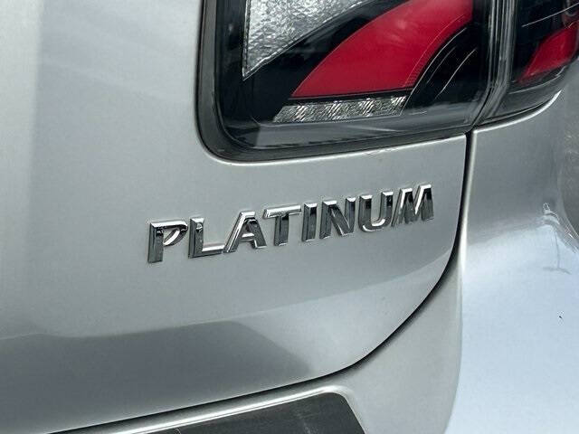 2017 Nissan Armada Platinum