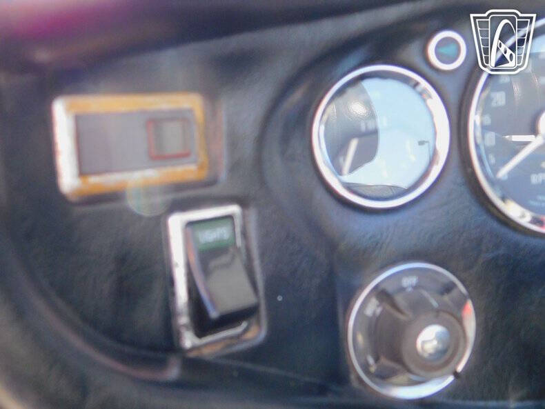 1974 MG B