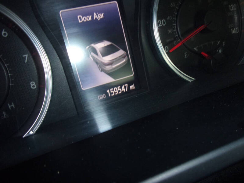 Image 5 of 2016 Toyota Camry SE