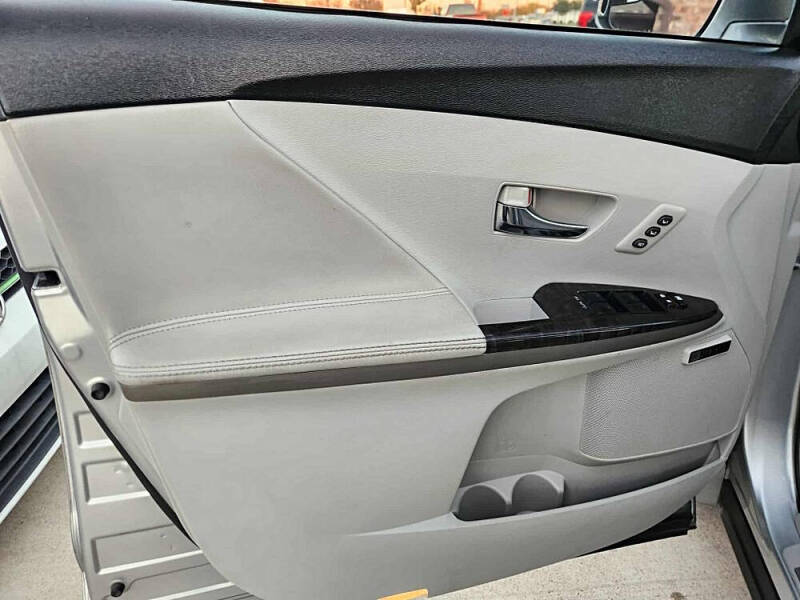 2015 Toyota Venza XLE