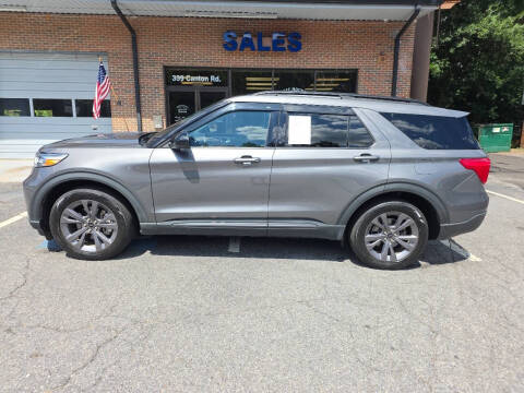 2023 Ford Explorer XLT