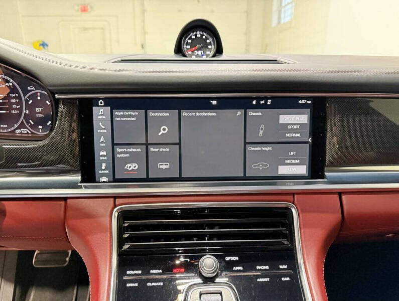 2017 Porsche Panamera Turbo