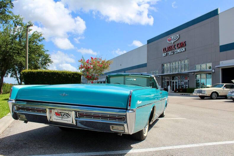 1967 Lincoln Continental