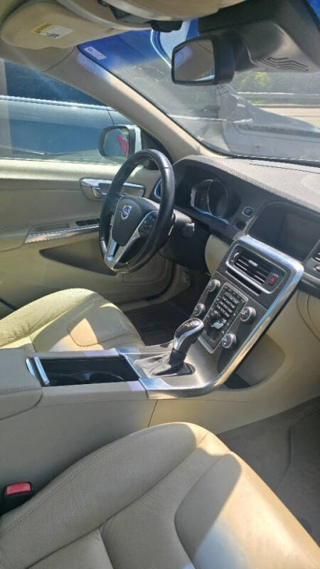 2014 Volvo S60 T5