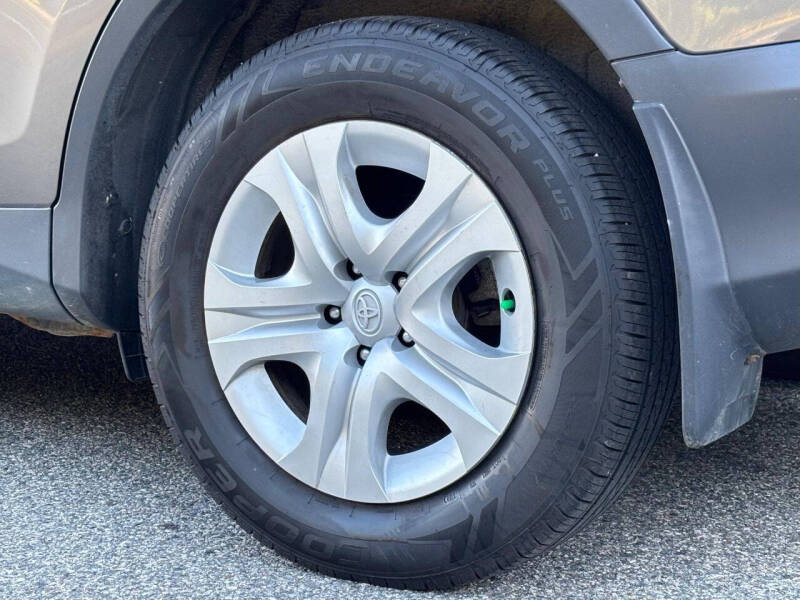 2015 Toyota RAV4 LE