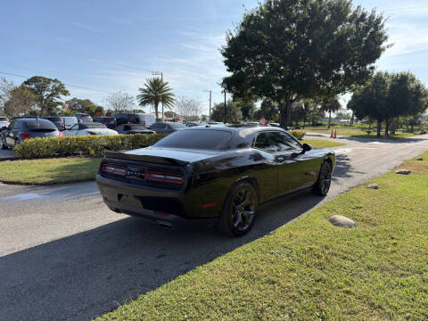 2018 Dodge Challenger SXT