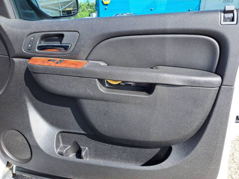 2012 Chevrolet Suburban LT