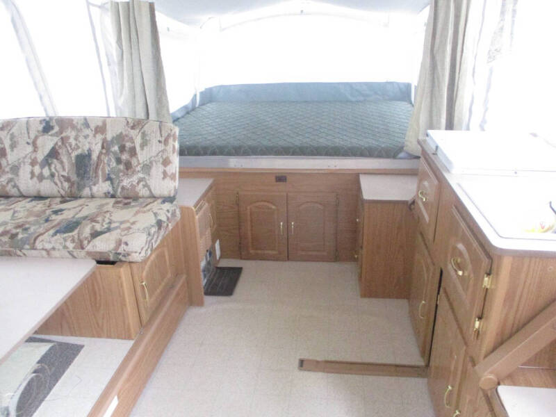 2000 COLEMANBAYSIDE POP UP ELITE BAYSIDE