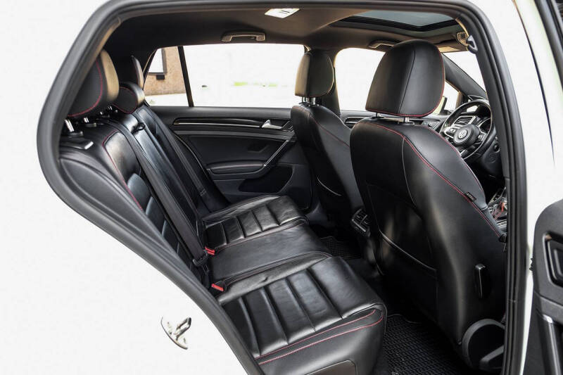 2016 Volkswagen Golf GTI Autobahn