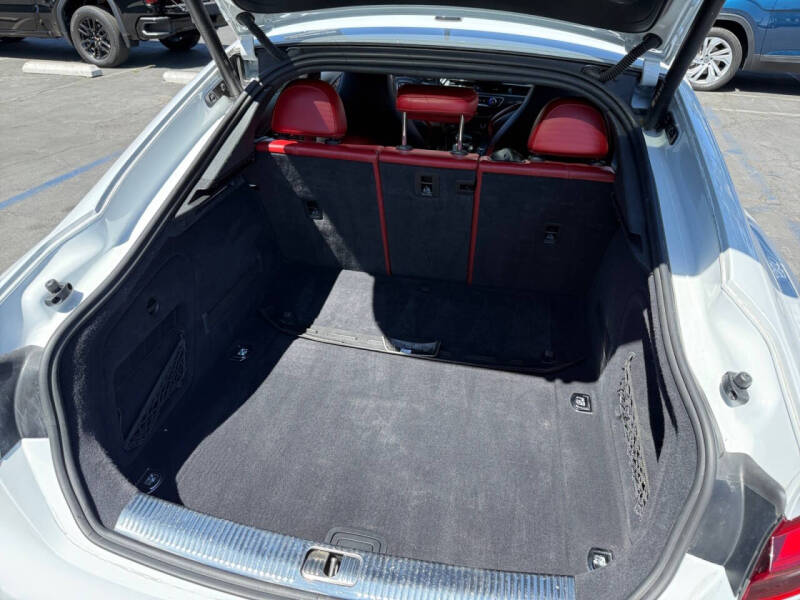 2021 Audi S5 Sportback 3.0T quattro Prestige