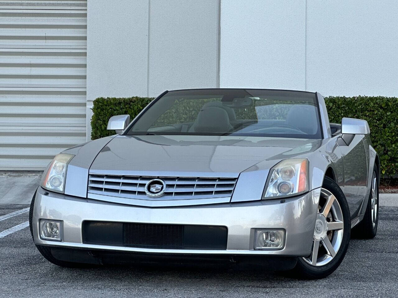 2008 Cadillac XLR  - $23,900