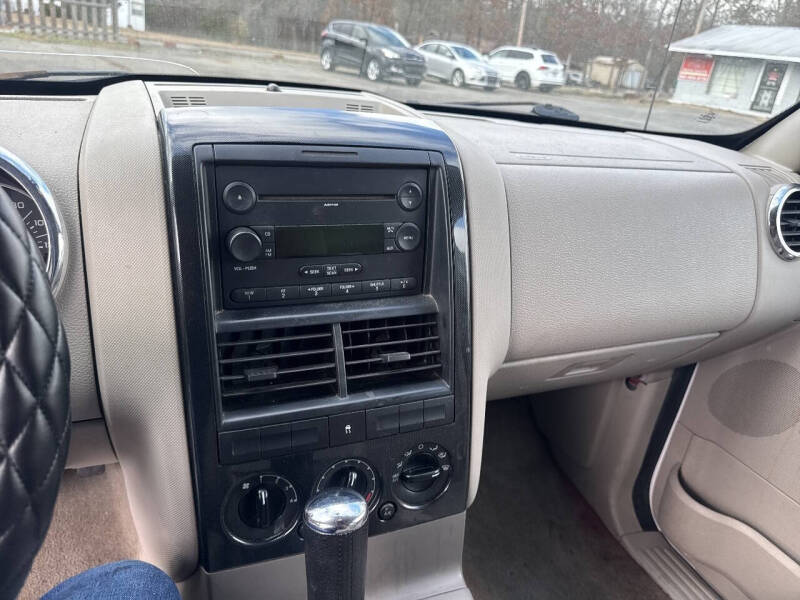 2006 Ford Explorer XLT