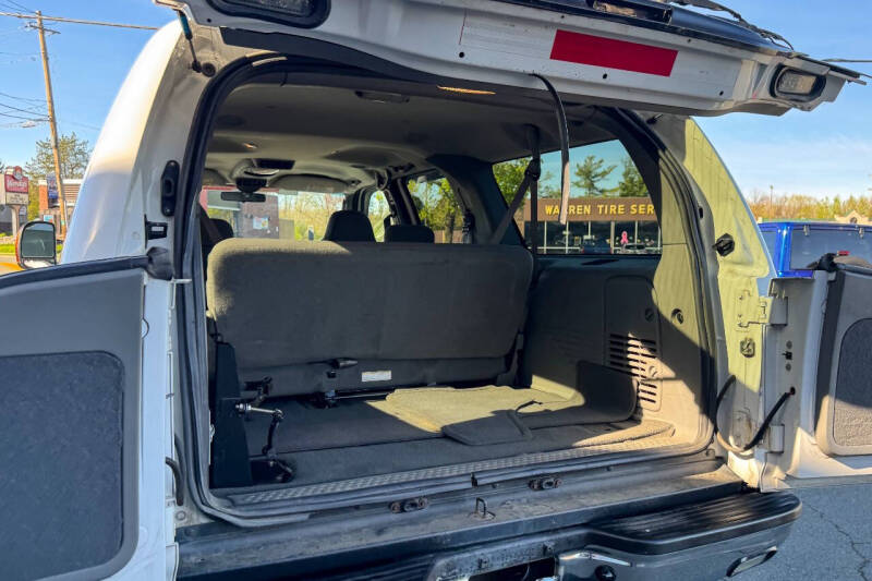 2005 Ford Excursion XLT