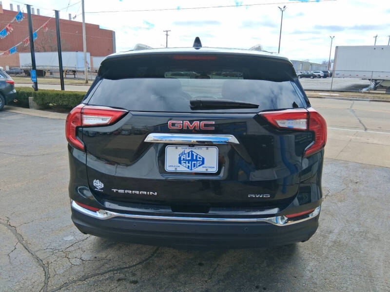 2024 GMC Terrain SLT