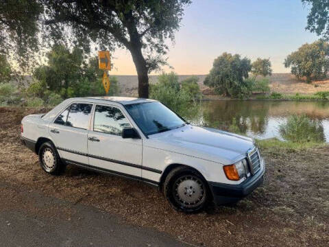 1986 Mercedes-Benz 300-Class