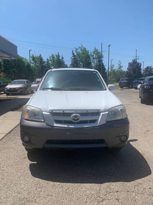 2005 Mazda Tribute s