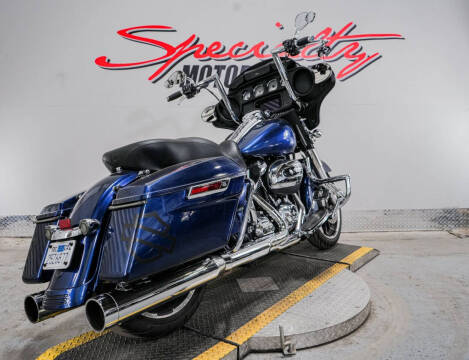 2022 Harley-Davidson Street Glide