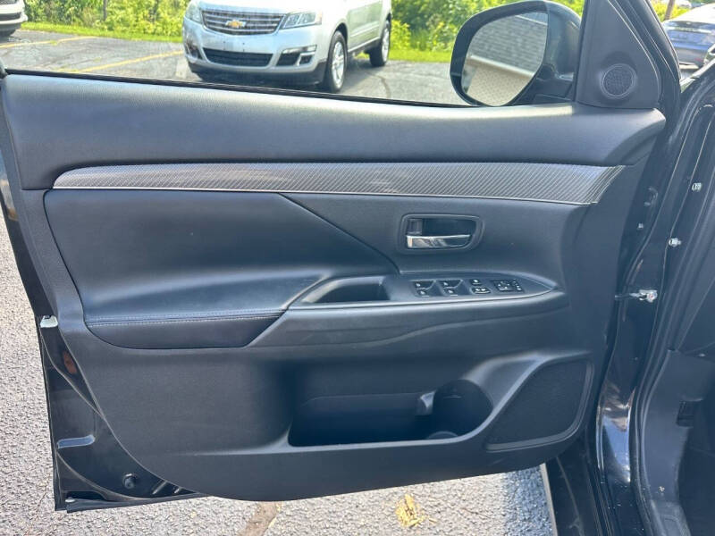 2020 Mitsubishi Outlander SEL