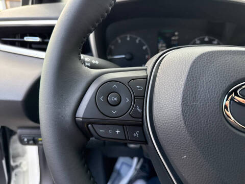 2026 Toyota Corolla Hatchback SE