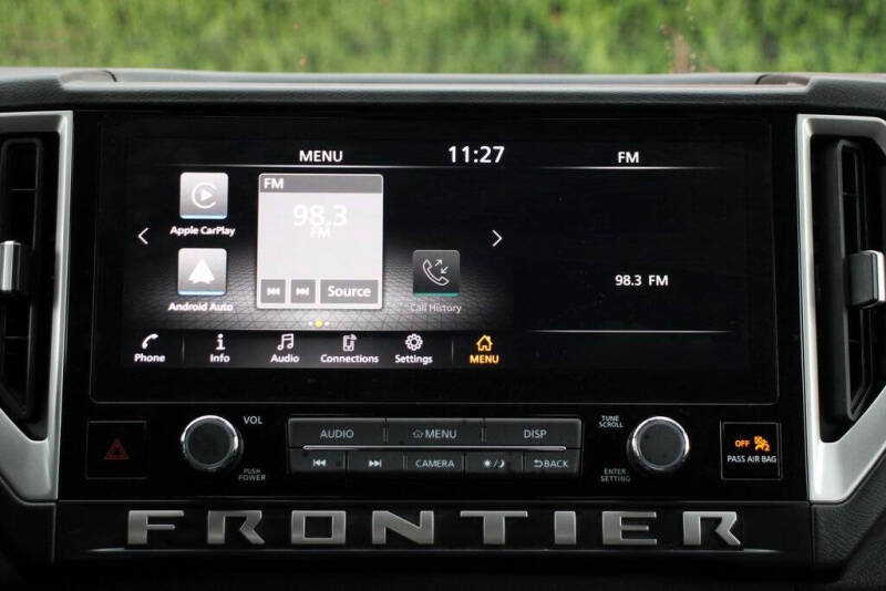 2025 Nissan Frontier SV