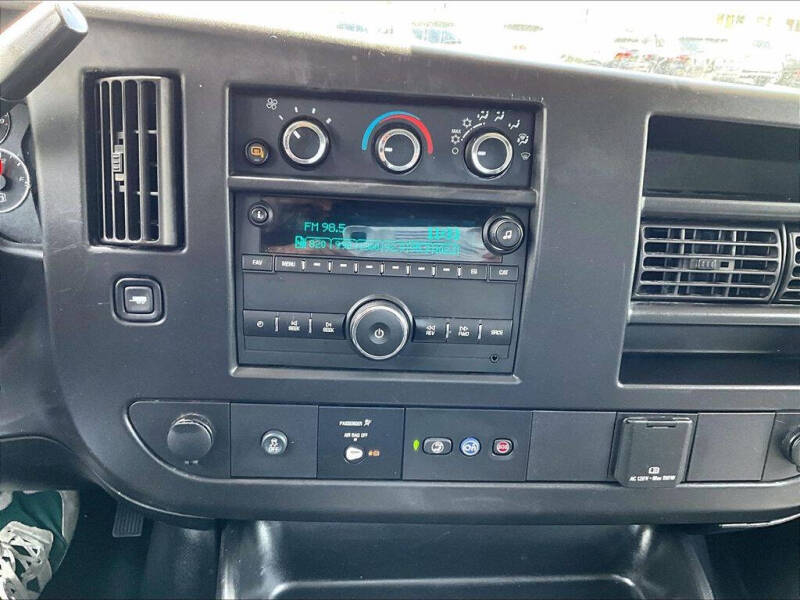 2021 Chevrolet Express 2500