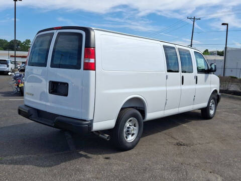 2026 Chevrolet Express 2500