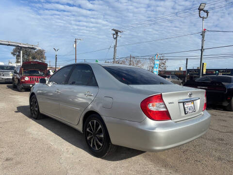 2003 Toyota Camry LE