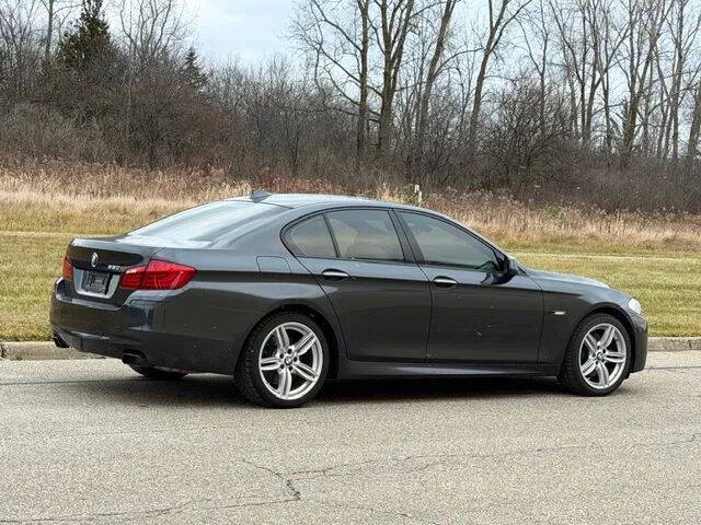 2011 BMW 5 Series 550i