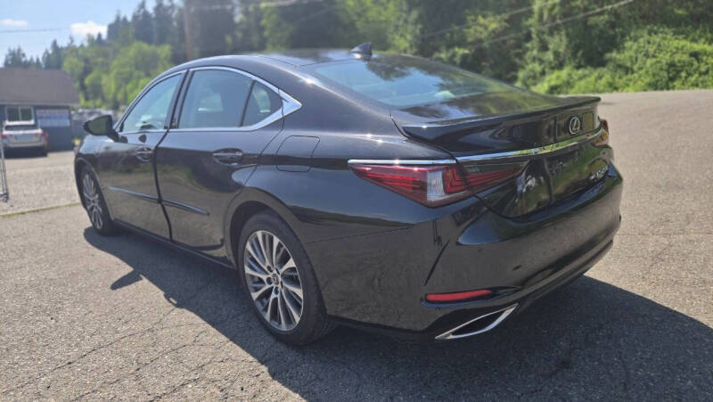 2021 Lexus ES 250