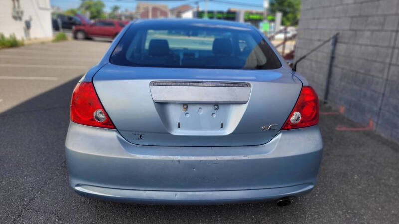 2005 Scion tC
