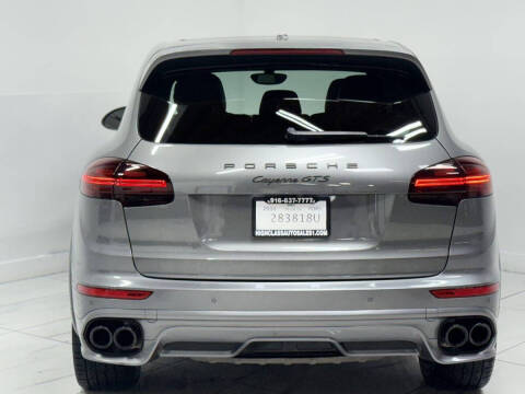 2016 Porsche Cayenne GTS