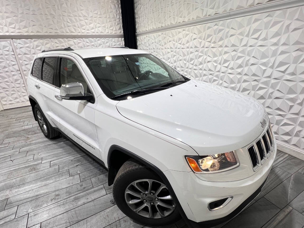 2014 Jeep Grand Cherokee Limited photo 10